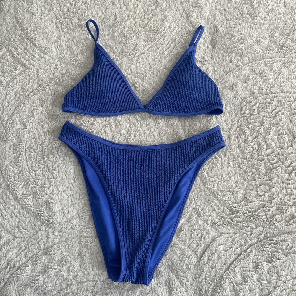 Bright Blue Abercrombie and Fitch Bikini Set!